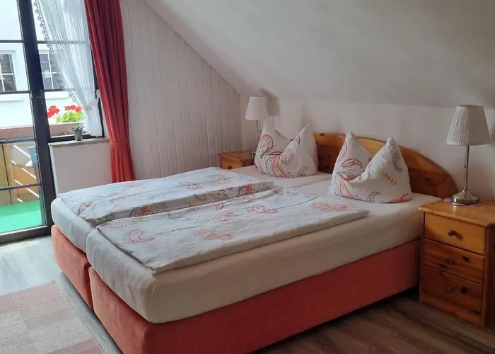 Апартаменты Apartmenthaus - Haus Am Schultal, Браунлаге